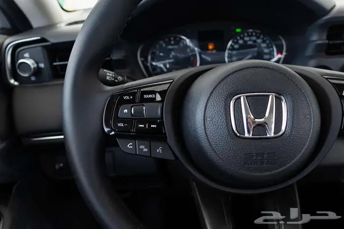 هوندا HR-V نص فل LX م2025 12
