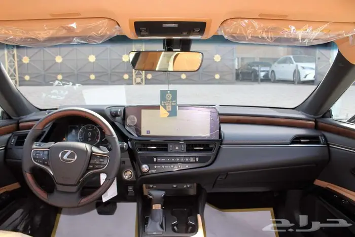 لكزس - ES 250 - لاكجيري - نص فل - خليجي -2025 10