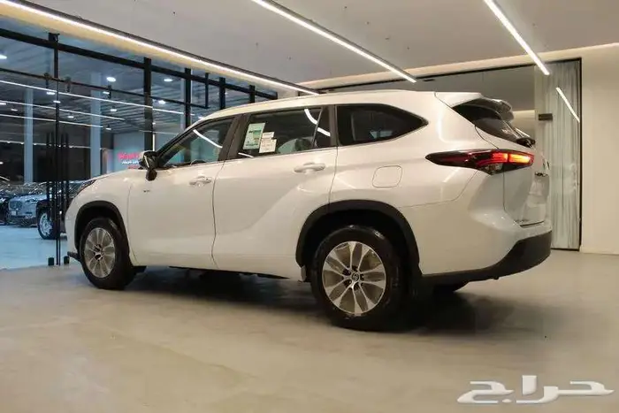 تويوتا هايلاندر GLE ( عرض خاص ) 4