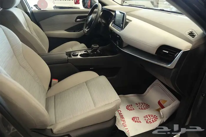 انطلق بثقة مع نيسان اكس تريل SV PLUS 2025 الجديدة 4