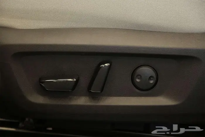 انطلق بثقة مع نيسان اكس تريل SV PLUS 2025 الجديدة 10