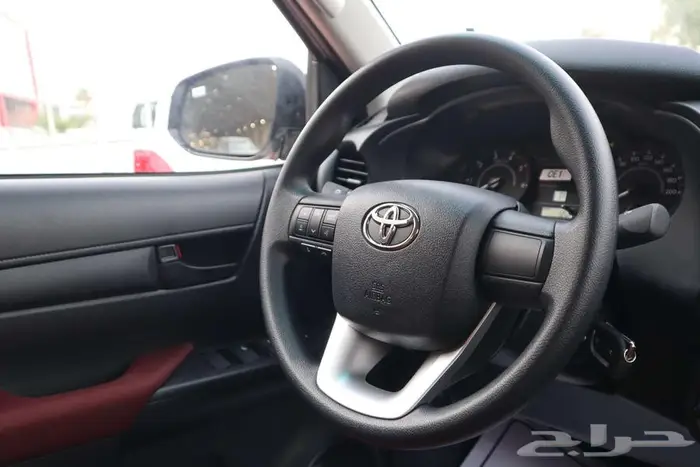 هايلوكس غمارتين DLX 4 4 اوتوماتيك ديزل خليجي 2025 13