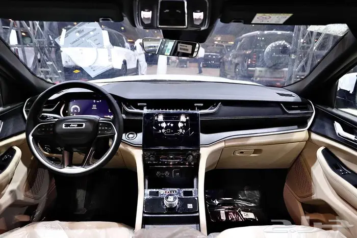 جيب جراند شيروكي لاريدو 2025 الخضر للسيارات 14