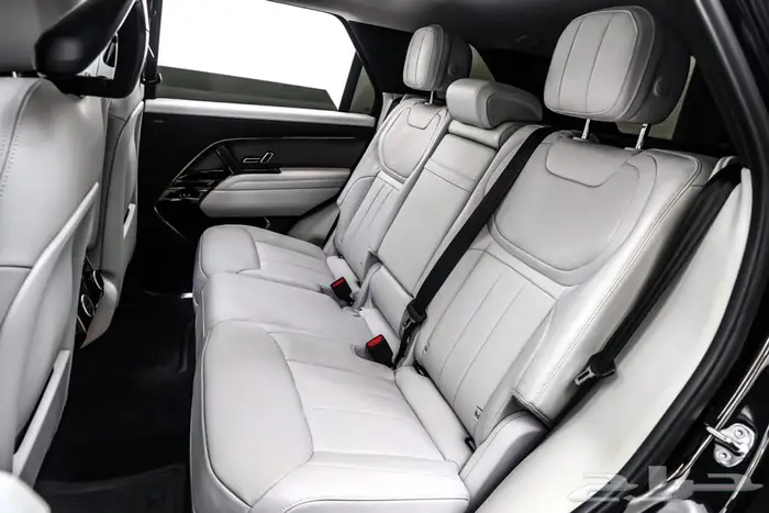 رنج روفر سبورت 2024 بسعر مميز 7