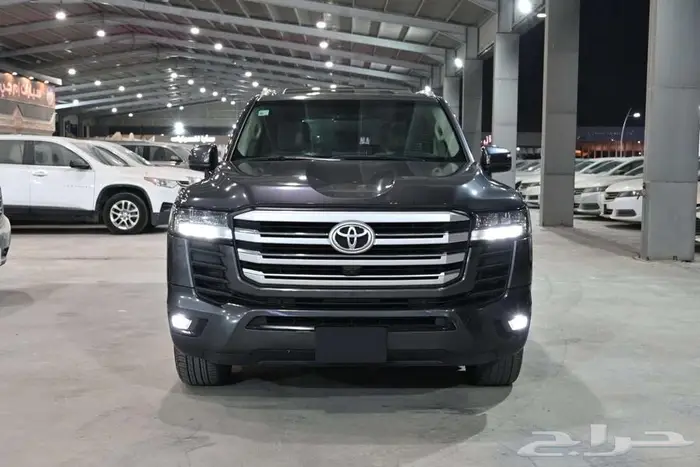 تويوتا لاندكروزر GXR-L4 2022 ديزل سعودي 1