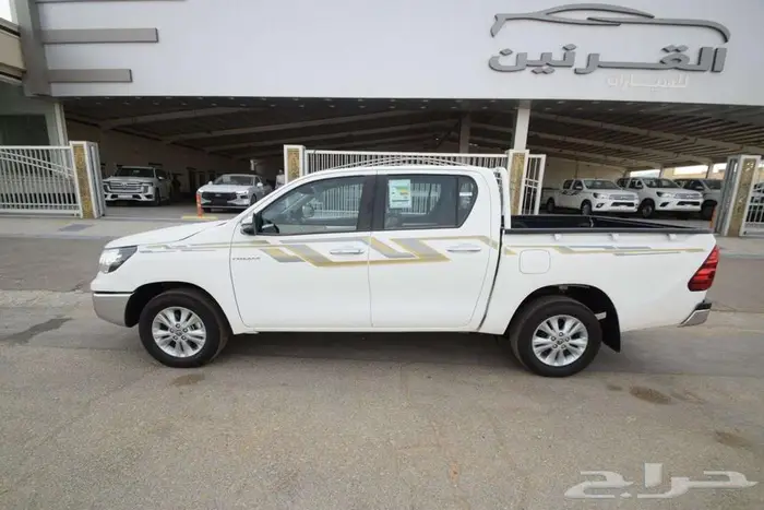 هايلوكس غمارتين بدون دبل 2025 اتوماتيك بنزين كاش واقساط 5