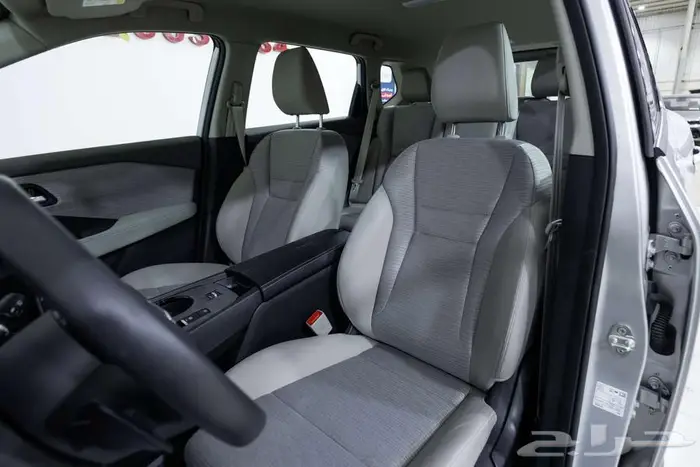 نيسان اكس تريل ستاندر 2025 بدون دبل 5 راكب 14