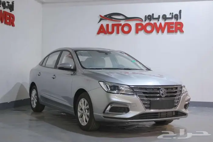 ام جي 5 ستاندر 2025 3