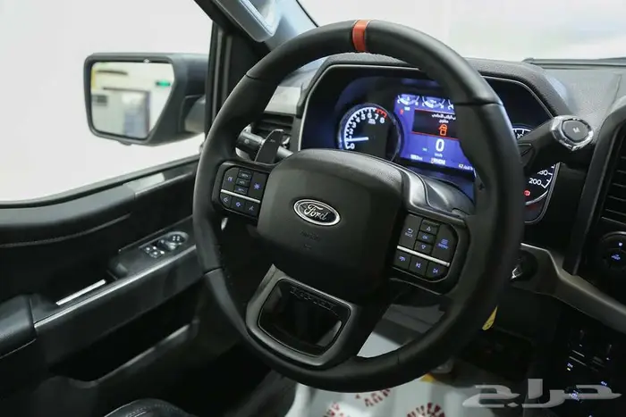 استعد للقيادة بأسلوب جديد مع فورد F-150 Raptor 2023 8