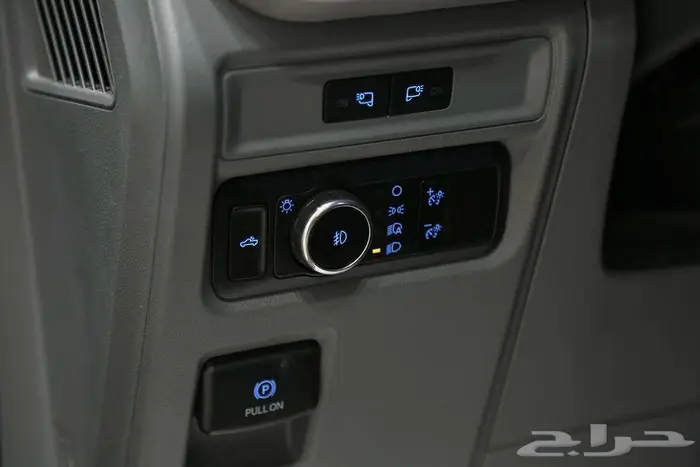 استعد للقيادة بأسلوب جديد مع فورد F-150 Raptor 2023 9