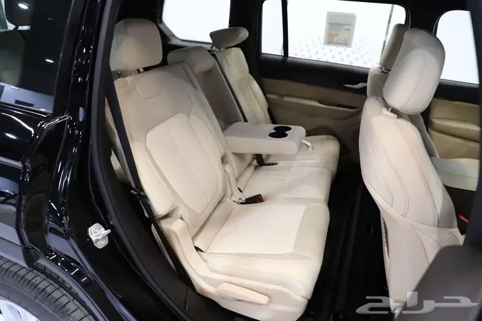 جراندشروكي 2025 9