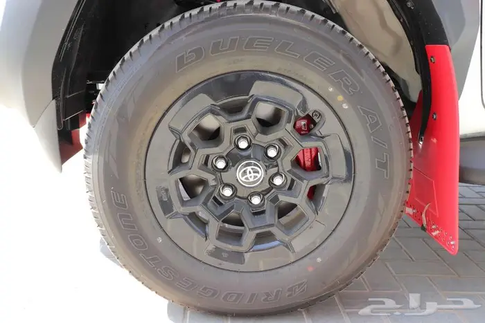 تويوتا هايلكس الرياضيه GR EDITION سعودي 2025 كميه محدوده 12