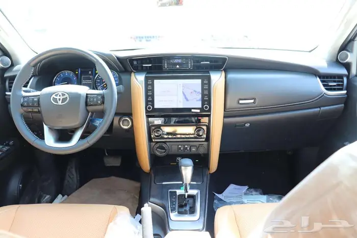 تويوتا فورتشنر VX3 فل كامل بنزين سعودي 2025 افضل سعر 24