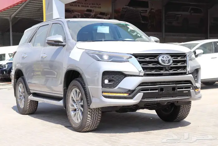 تويوتا فورتشنر VX3 فل كامل بنزين سعودي 2025 افضل سعر 25