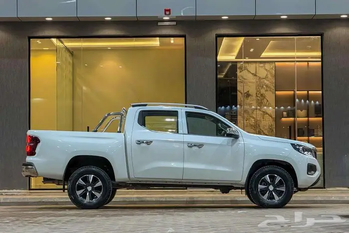 بيجو لاندتريك 2023 ابيض سعودي 2