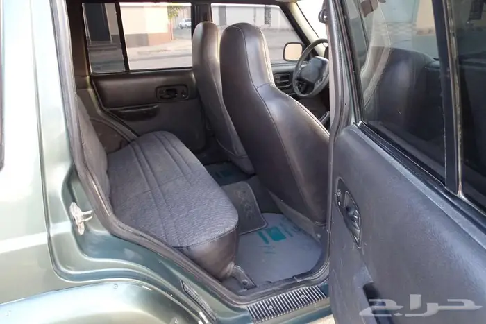 جيب شروكي 2000 سبورت 17