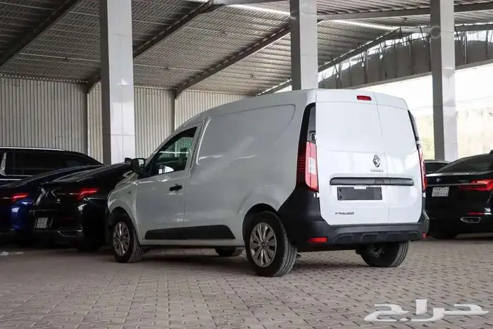 فان رينو 2023 ديزل 3