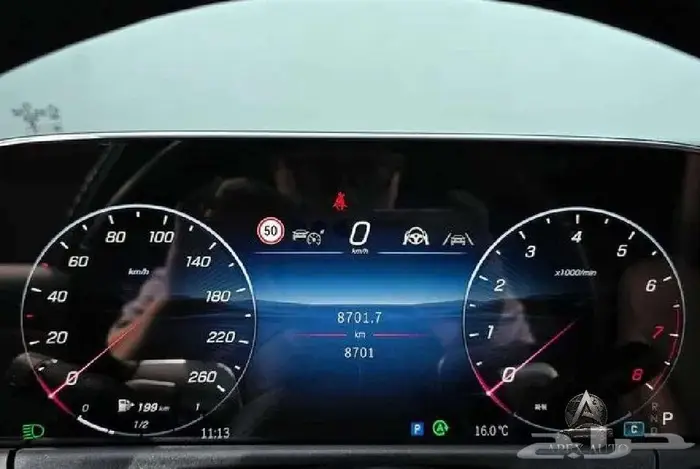 مرسيدس E200 2025 10