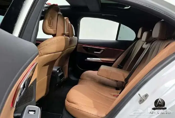 مرسيدس E200 2025 15