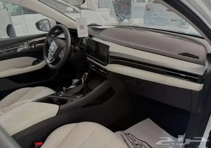 ام جي 5 الشكل الجديد ستاندر 5