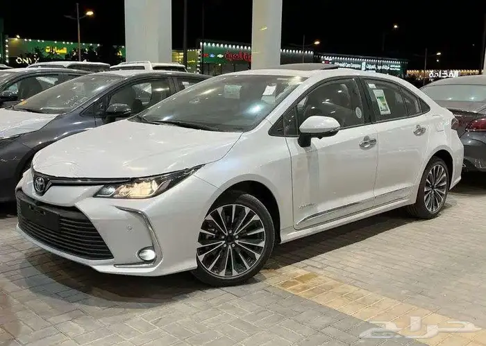 تويوتا كورولا مطور فتحة 2025 سعودي 6