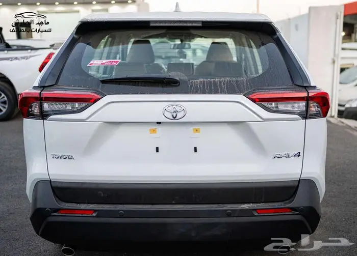 تويوتا راف فور دفع امامي بنزين 2025 ب 99.500 شامل الضريبة 4