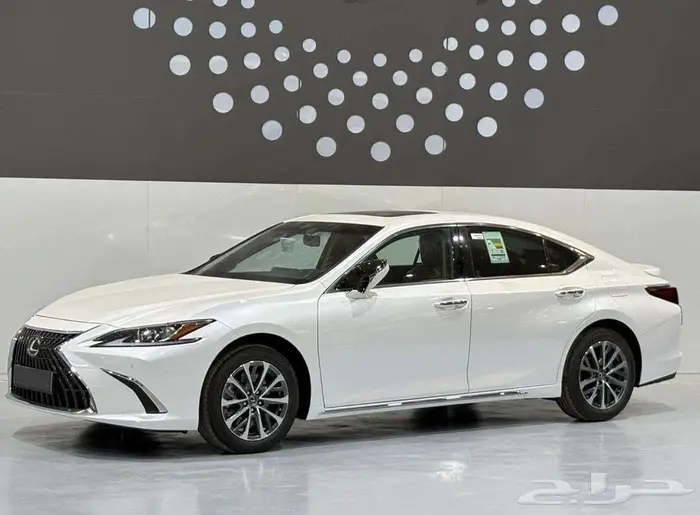 لكزس ES350 فئة CA الساير 2025 0