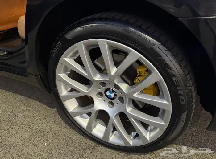 للبيع BMW 740 Li فل كامل لون مميز 2012 نظيف جدا 15