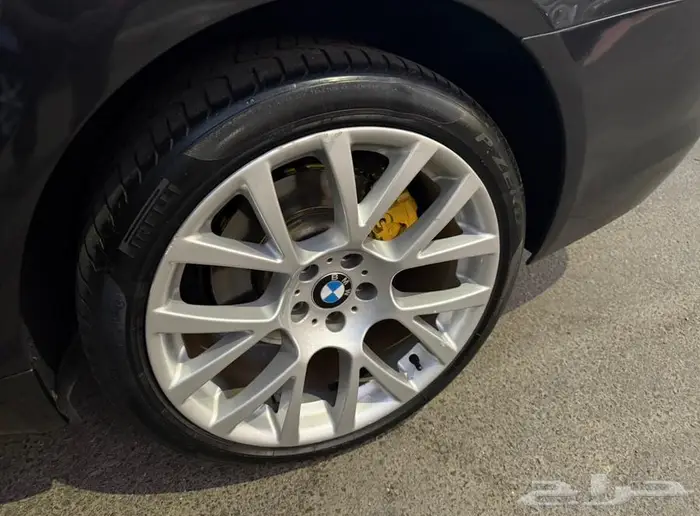 للبيع BMW 740 Li فل كامل لون مميز 2012 نظيف جدا 16