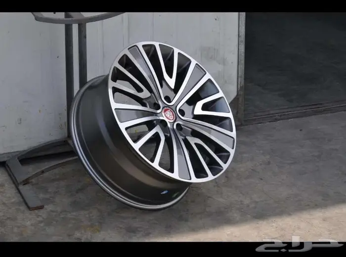 تتوفر لديناجميع انواع جنوط الجاكوار بجميع الحجم 24