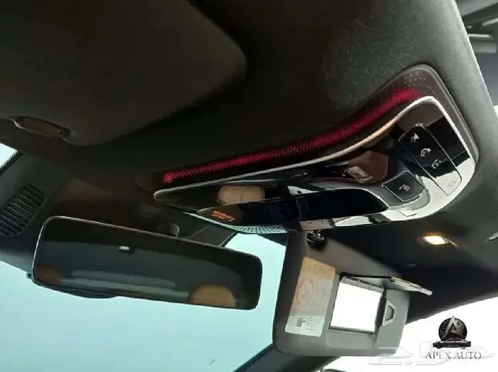 مرسيدس E200 2025 16