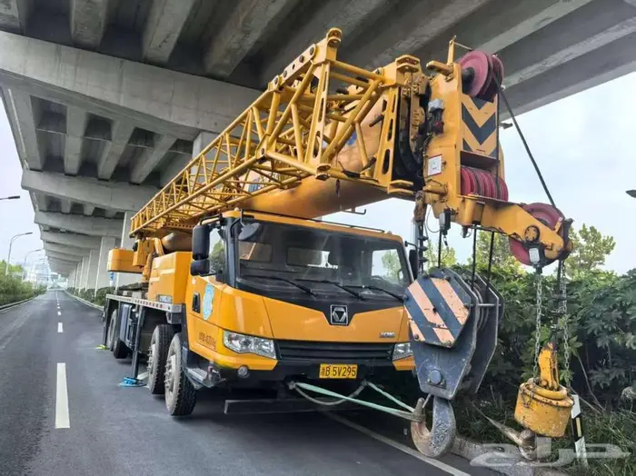 كرين 50طن XCMG شبه جديد 2