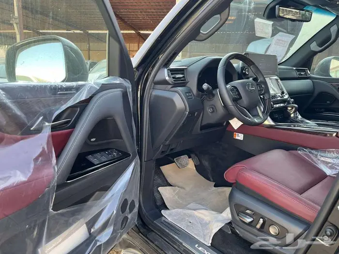 لكزس LX600 BB داخلي احمر 2025 ( أقل سعر ) 4