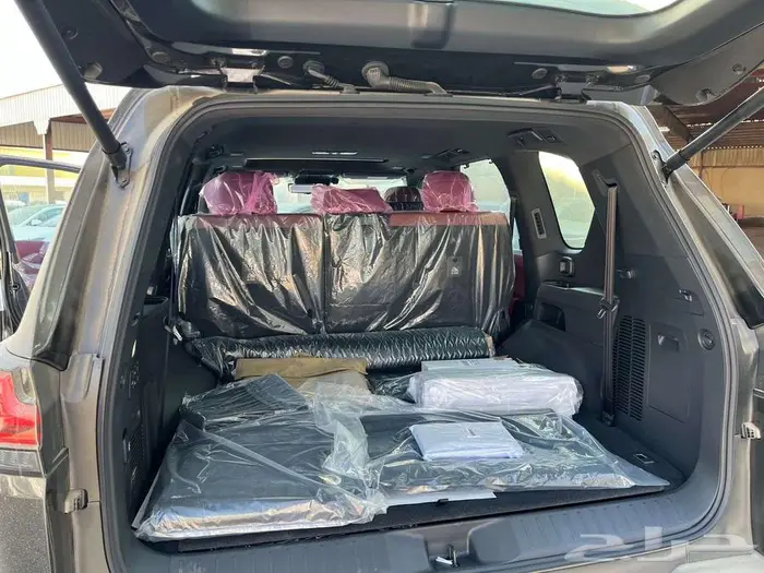 لكزس LX600 BB داخلي احمر 2025 ( أقل سعر ) 7