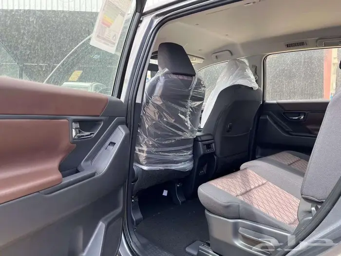 تويوتا انوفا 2025 نقد وتقسيط 5