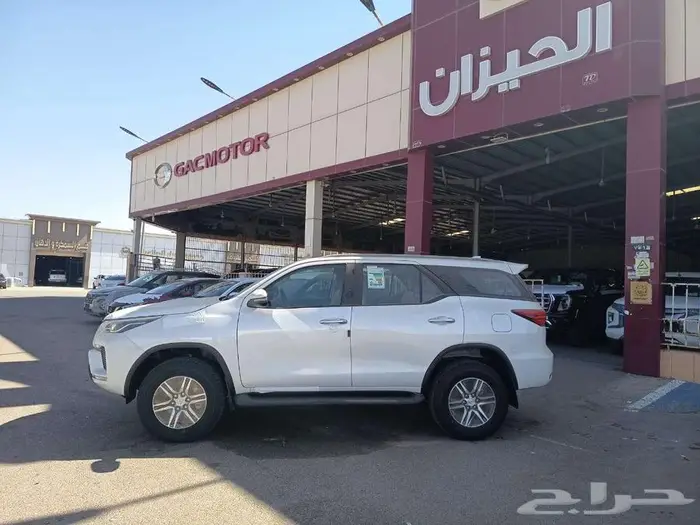 تويوتا فورشنر بنزين دبل 2025 1