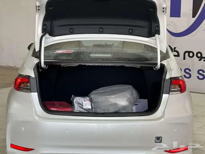 تويوتا كورولا XLI 2.0 طيس بنزين 2025 4