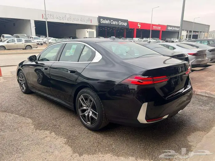 BMW 520i 2025 استلام فوري سعر مميز 31
