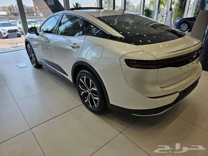 تويوتا كراون بريميوم 2026 3