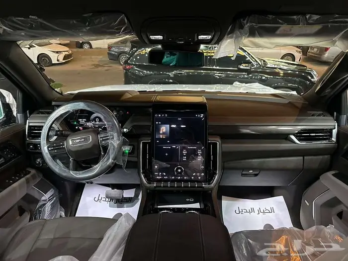 جمس يوكون 2025 اسود بدون دبل خليجي YUKON 13