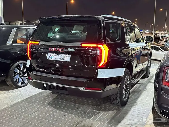 جمس يوكون 2025 اسود بدون دبل خليجي YUKON 7