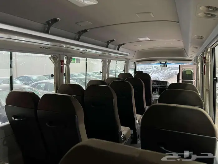 تويوتا كوستر (باص) 23 راكب موديل 2025 لدى خالد للسيارت 7