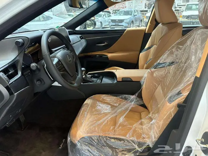 لكزس ES350 فئة CA الساير 2025 3