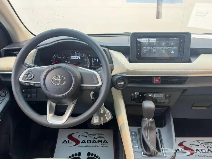 تويوتا يارس Y ستاندر 2025 11
