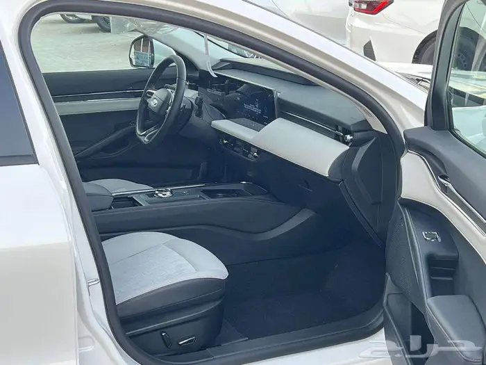 فورد تورس ترند سعودي 2025 مع صيانة مجانية كاش واقساط 5