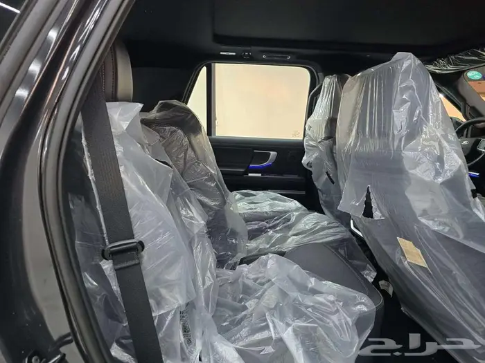 فورد اكسبيدشن بلاتنيوم ستيلث 2025 15