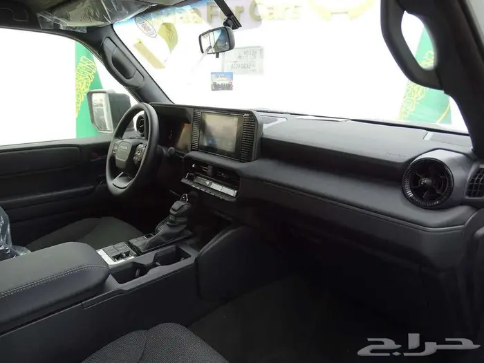 تويوتا برادو TXL1 بنزين 2025 8