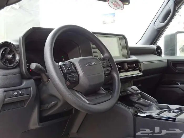 تويوتا برادو TXL1 بنزين 2025 12