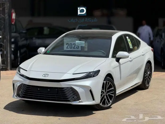 تويوتا كامري قراندي خليجى2025 لدى ابن ذياب اقل سعر 0