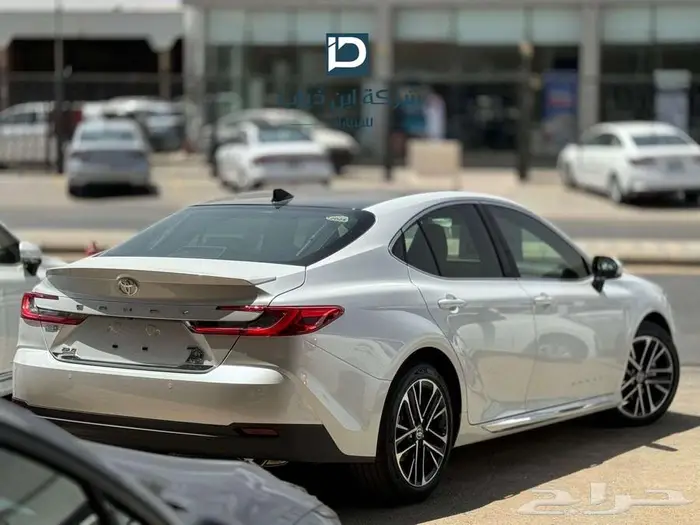 تويوتا كامري قراندي خليجى2025 لدى ابن ذياب اقل سعر 3